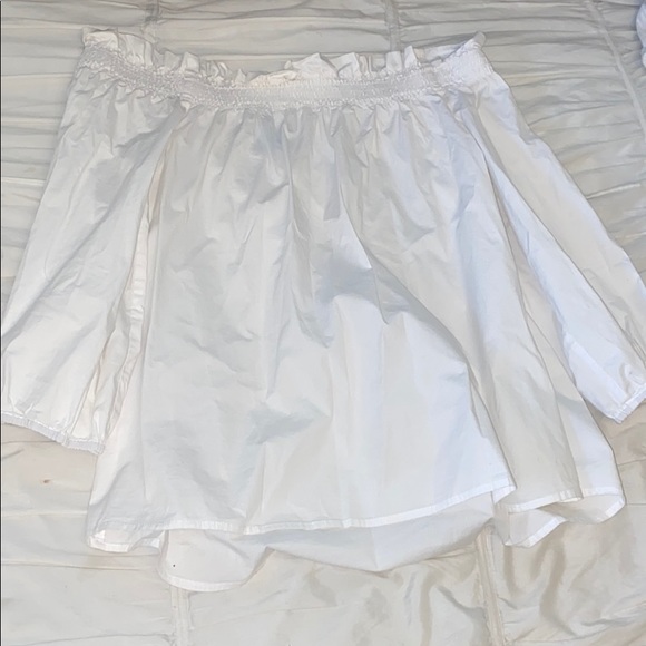 Off Shoulder White CeCe Top - Picture 1 of 3